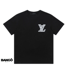 Camiseta Louis Vuitton Logo LV - Preto